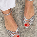 Isadora | Vävd guld-sandal