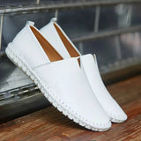Luftiga loafers i läder