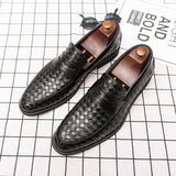 Eleganta vävda loafers