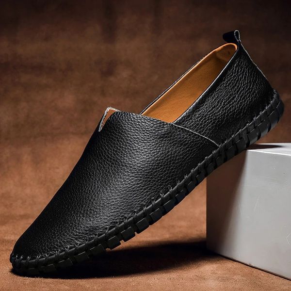 Handgjorda loafers i läder