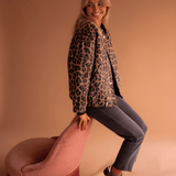Leona | Leopard-bomberjacka