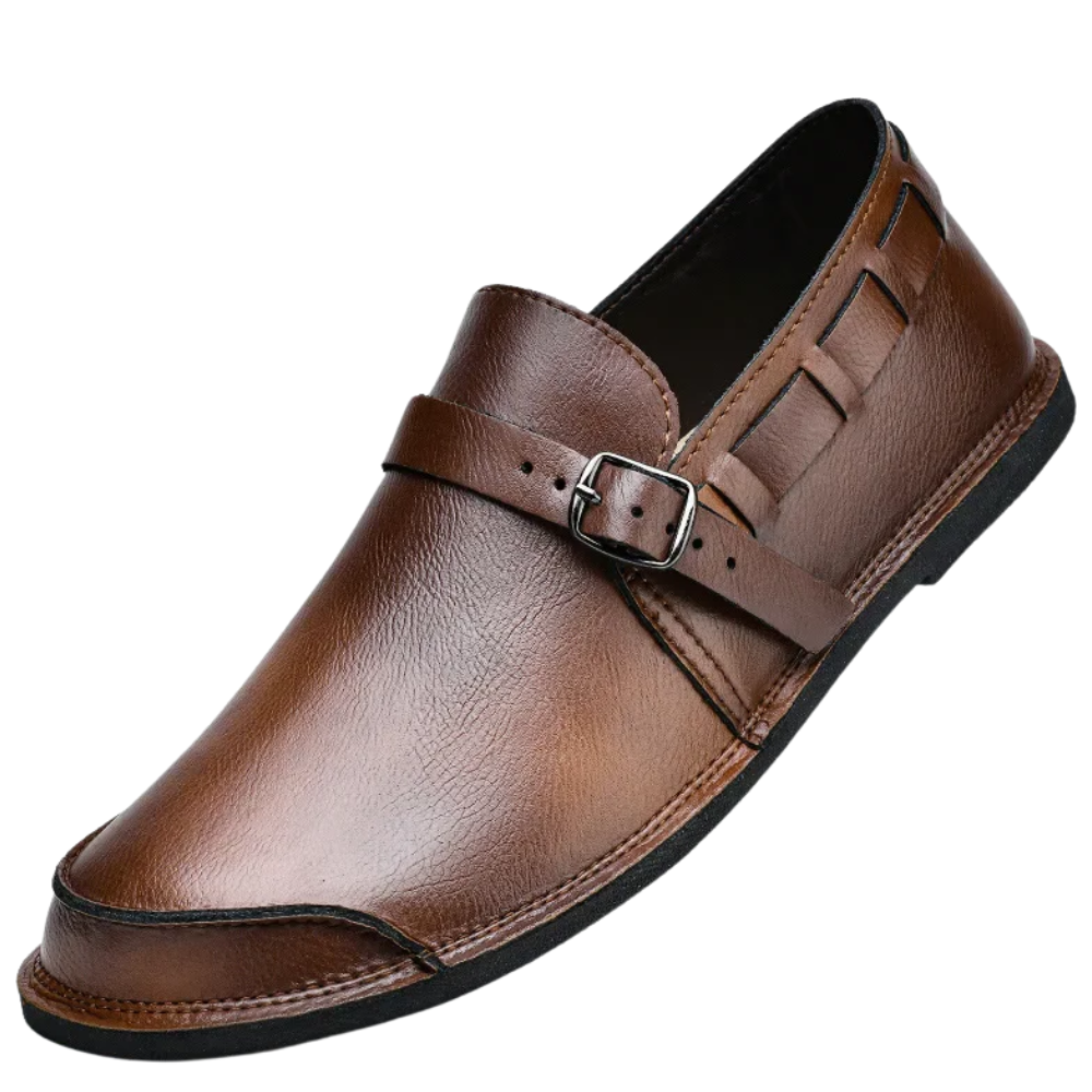 Loafers i spänt läder