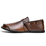 Loafers i spänt läder